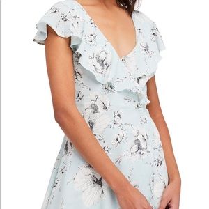 Free people floral wrap dress! Amazing condition!